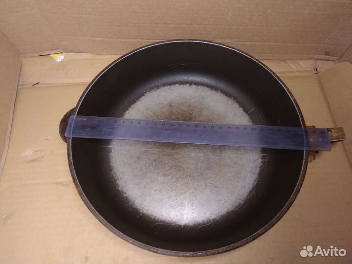 Сковорода алюминиевая