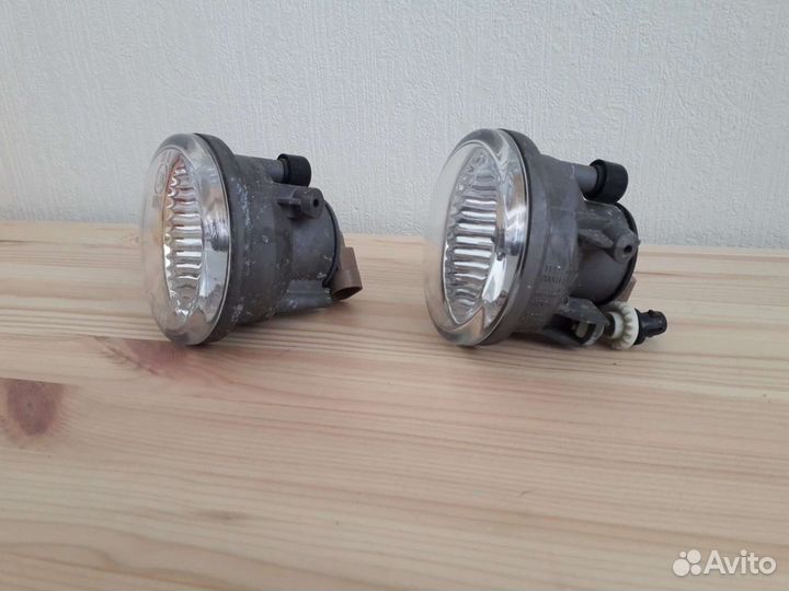 Противотуманная фара на subaru forester sg5 sh gh