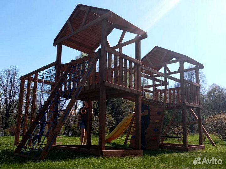 Детская площадка уличная. Безопасная конструкция