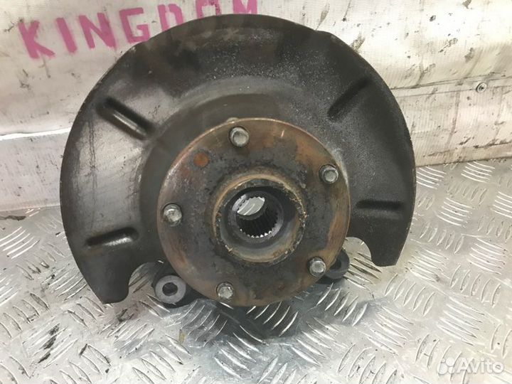 Ступица передняя левая Suzuki Sx4 YB41S J20A 2007