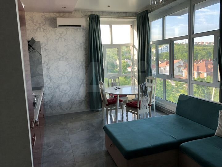 3-к. квартира, 68 м², 1/4 эт.