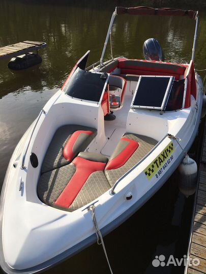 Прогулки на катере катание водное такси