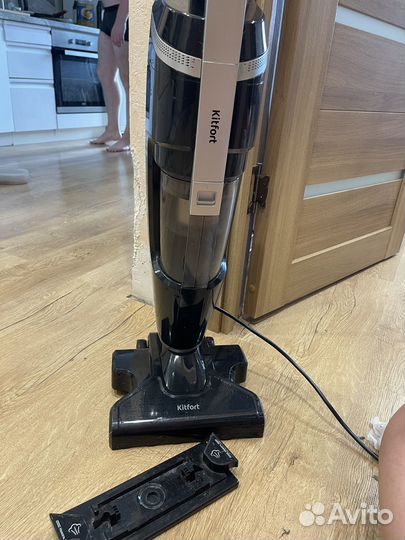 Пылесос вертикальный kitford