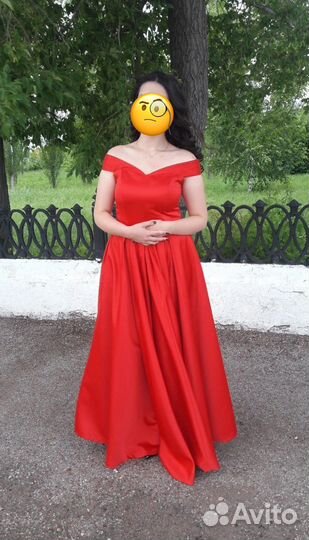 Вечернее платье