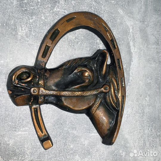 Настенное панно из металла лошадь