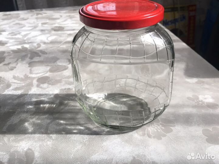 Банки с закручивающейся крышкой