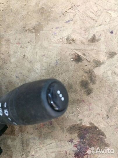 Переключатель подрулевой Renault Logan 2