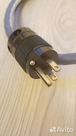 Shunyata Research Venom 1.4m.USA