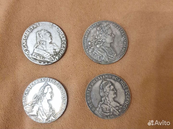 Сувенирные царские монеты