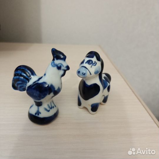 Фарфоровые статуэтки 