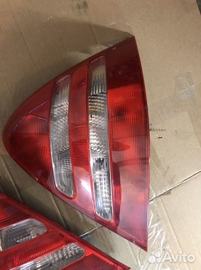 Фонарь задний Мерседес Slk r170
