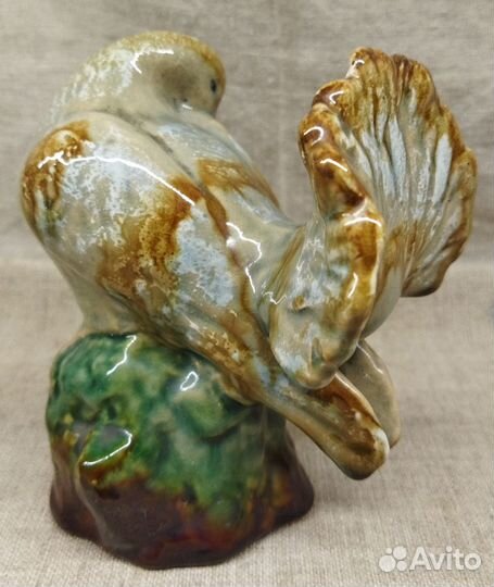 Антикварная статуэтка 