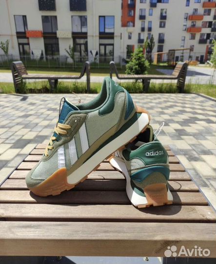 Кроссовки adidas futro neo