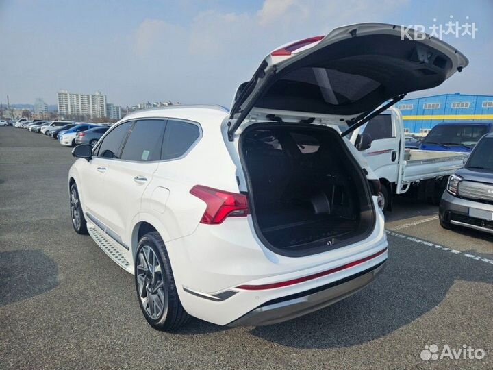 Hyundai Santa Fe 2.5 AT, 2021, 21 000 км