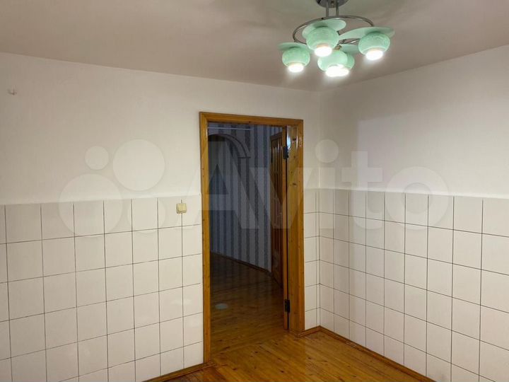 4-к. квартира, 81 м², 5/5 эт.