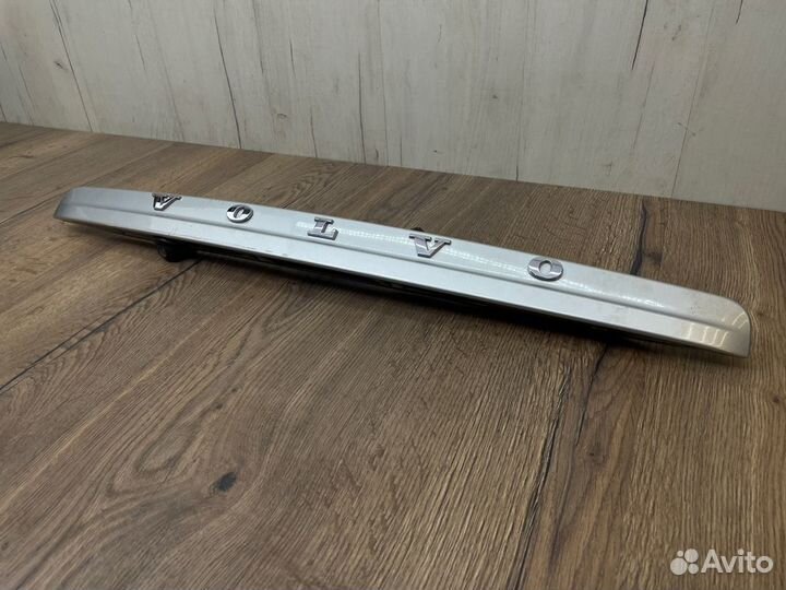 Накладка крышки багажника Volvo V50 MW42 B4204 2.0