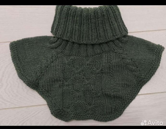 Манишки новые,снуды новые и б/у