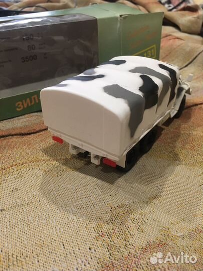 Модель ЗИЛ 131 камуфляж элекон 1:43