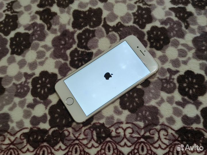 Телефон iPhone 6s 2/64