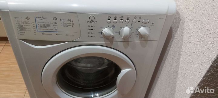 Стиральная машина indesit