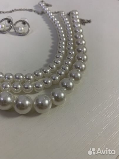 Сережки, бусы, браслет