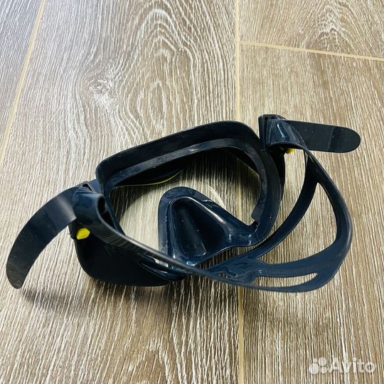 Маска для плавания