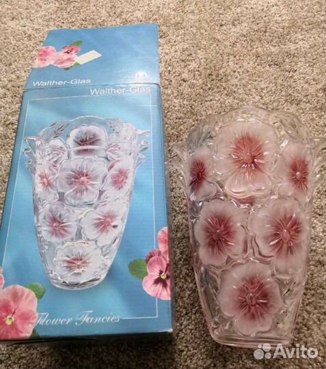 Хрустальная ваза