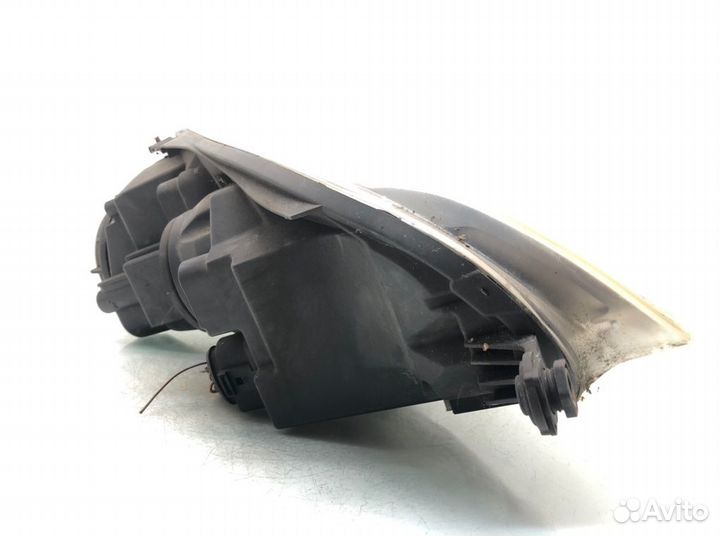Фара левая Volkswagen Golf 5 1.9 TDI 2005