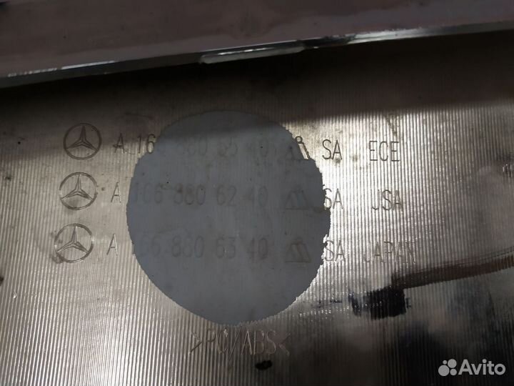 Накладка переднего бампера Mercedes ML 166