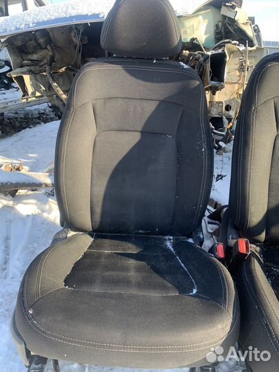 Передние сиденья киа спортейдж 3