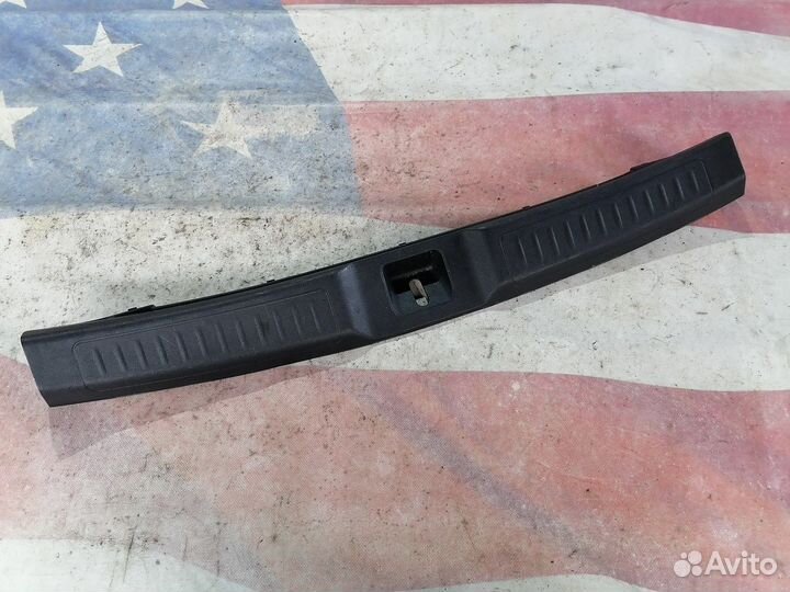 Накладка замка багажника Infiniti QX50 II (2017—2024)