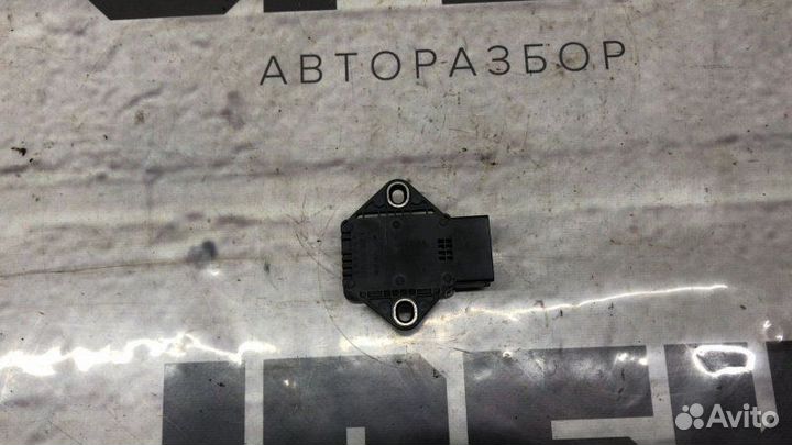 Датчик ускорения передний Infiniti G25 V36 VQ25HR