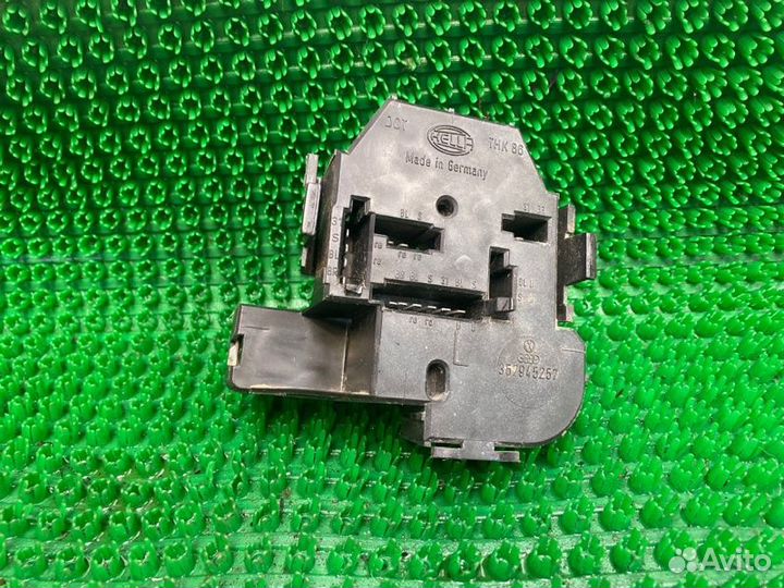 Плата фонаря задняя левая Volkswagen Passat B3