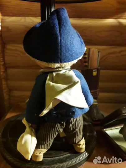 Кукла гдр куртка слегка подьедена молью