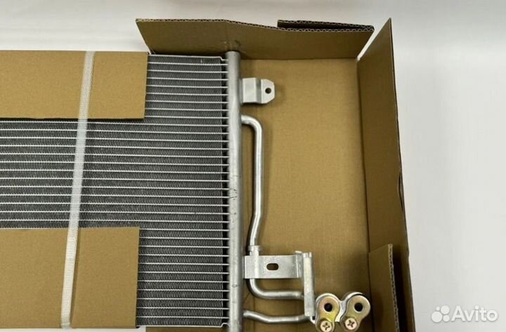 Volkswagen Polo 10- Радиатор кондиционера