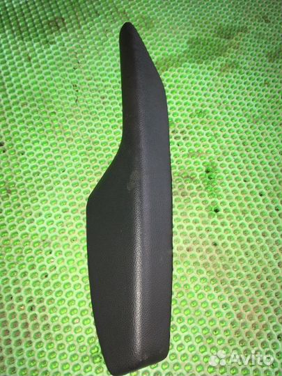 Накладка двери передняя левая Hyundai Solaris 2