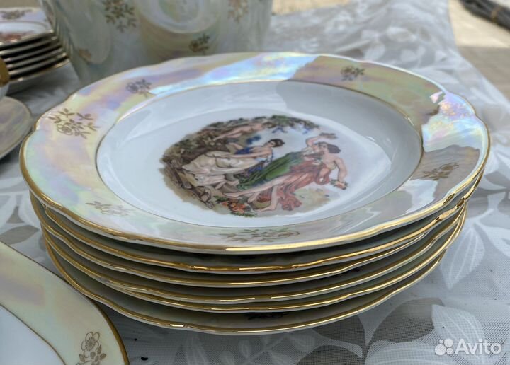 Столовый сервиз 