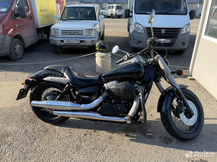 Honda VT750 Shadow Phantom