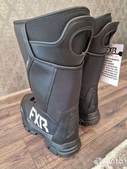 Снегоходные ботинки