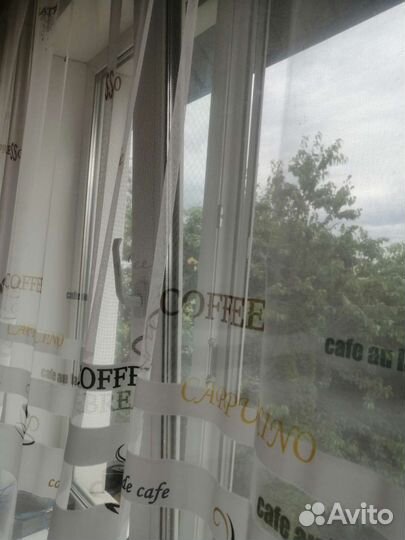 Карниз с тюлью