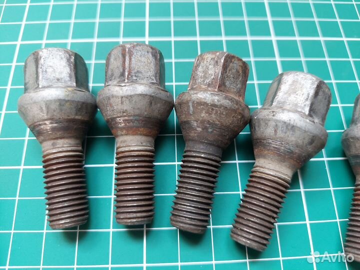 Болты колесные M12x1.5 Renault, Mini, BMW 16 шт