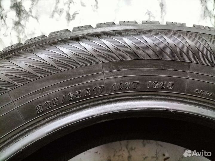 Yokohama IceGuard Stud IG65 225/65 R17 106T