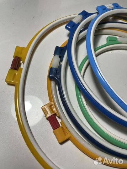 Пяльцы для вышивания пластиковые и металлическое