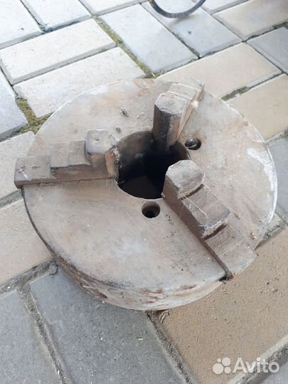 Токарный патрон 250мм