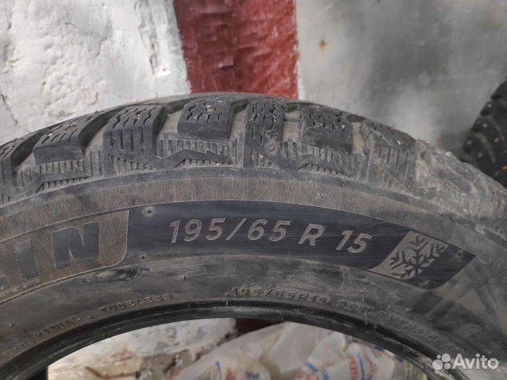 Michelin X-Ice North 4 195/65 R15 92