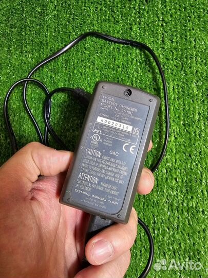 Зарядное устройст для фотоаппарата. Olympus Li-10C