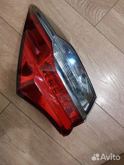 Фонарь задний левый toyota corolla 180 рестайлинг