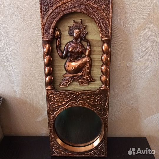 Настенное панно-чеканка СССР с зеркалом