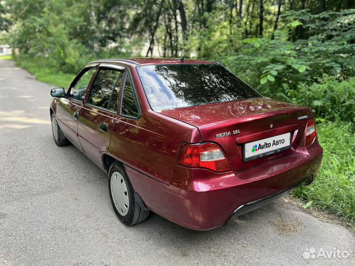 Daewoo Nexia 1.6 МТ, 2011, 212 800 км