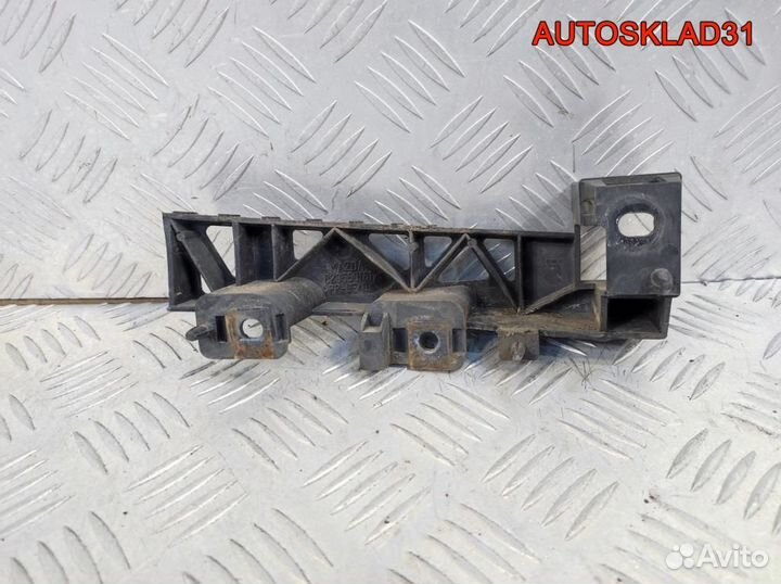 Направляющая переднего бампера левая Mazda 5 CR